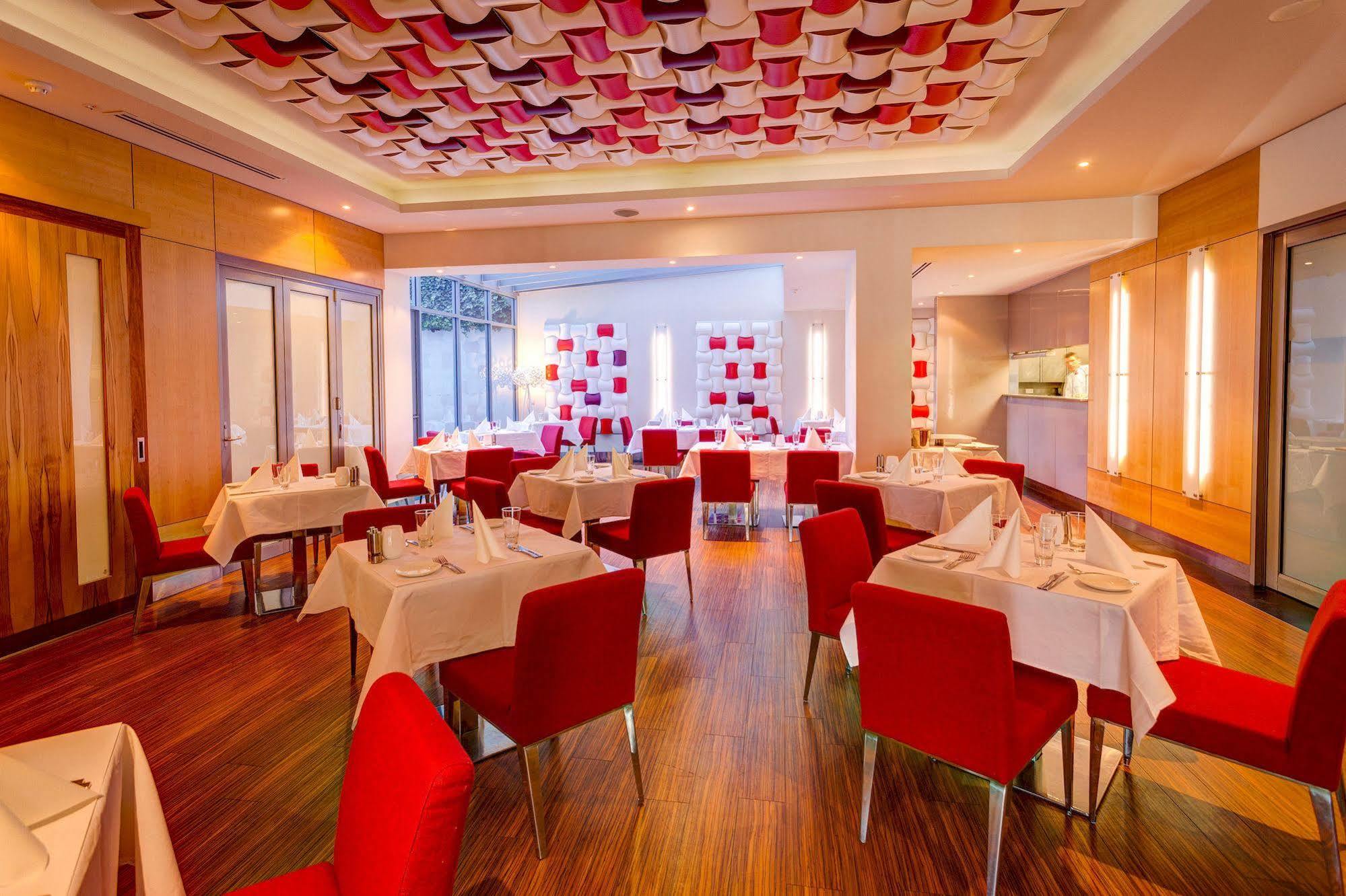 Mantra Charles Hotel Launceston Exterior photo